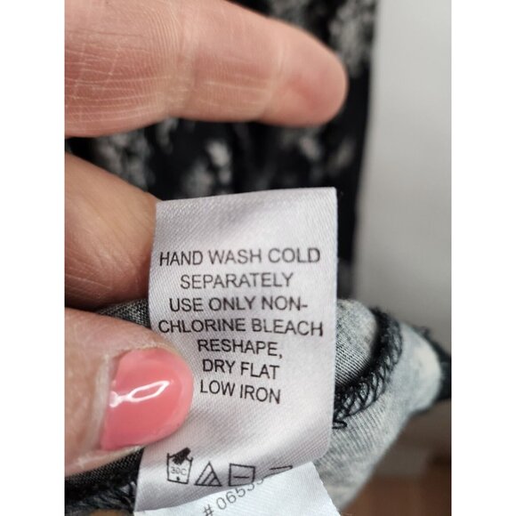 Chelsea Studio Womens BOHO Tunic Top Size 2X Black White Floral Lace Long Sleeve - Picture 7 of 8